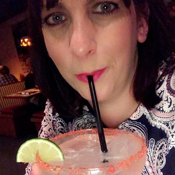 Meet your Posher, Bobbie - Picture 2 of 8